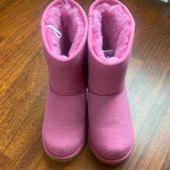 UGG Classic II Weather Short PINK AZALEA kids size 2 - Picture 3 of 7